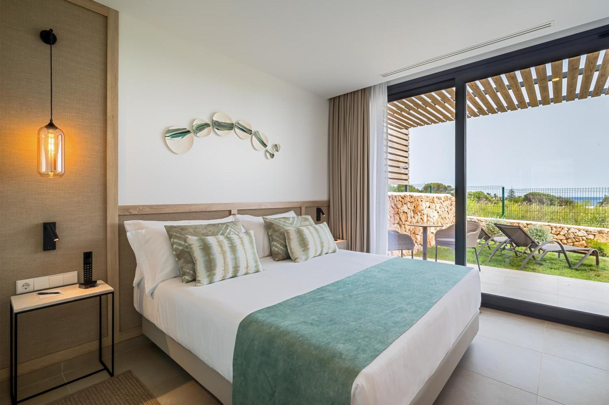 Barcelo Nura Hotel Sant Lluis Ngoại thất bức ảnh