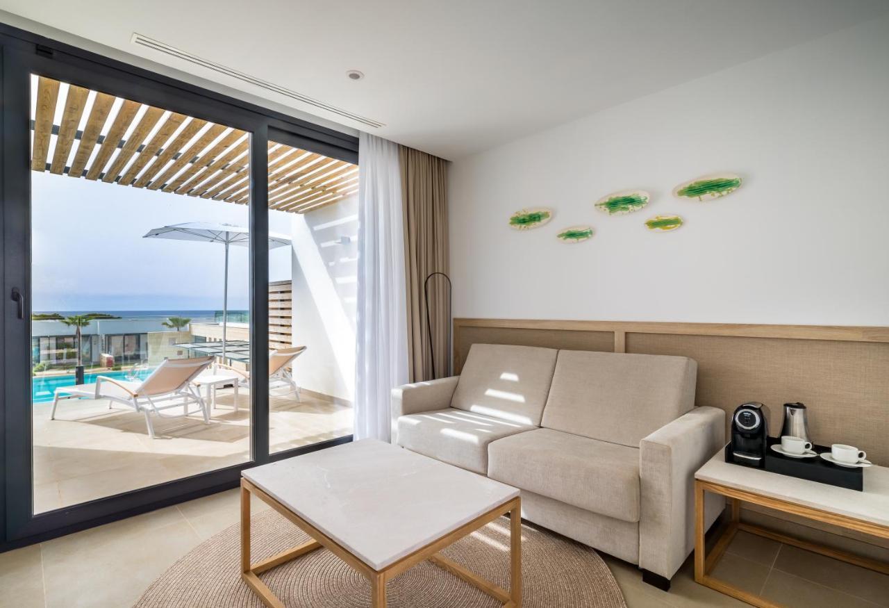 Barcelo Nura Hotel Sant Lluis Ngoại thất bức ảnh