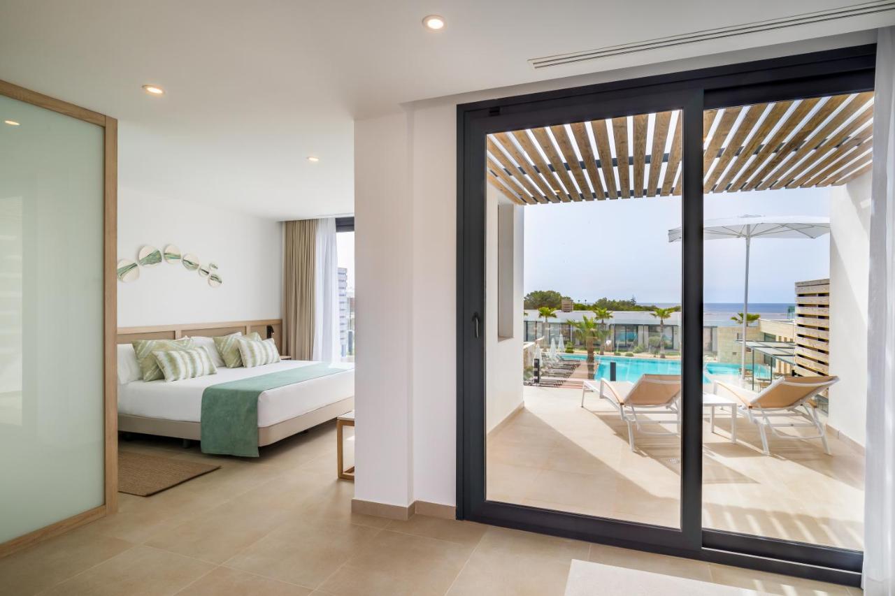Barcelo Nura Hotel Sant Lluis Ngoại thất bức ảnh