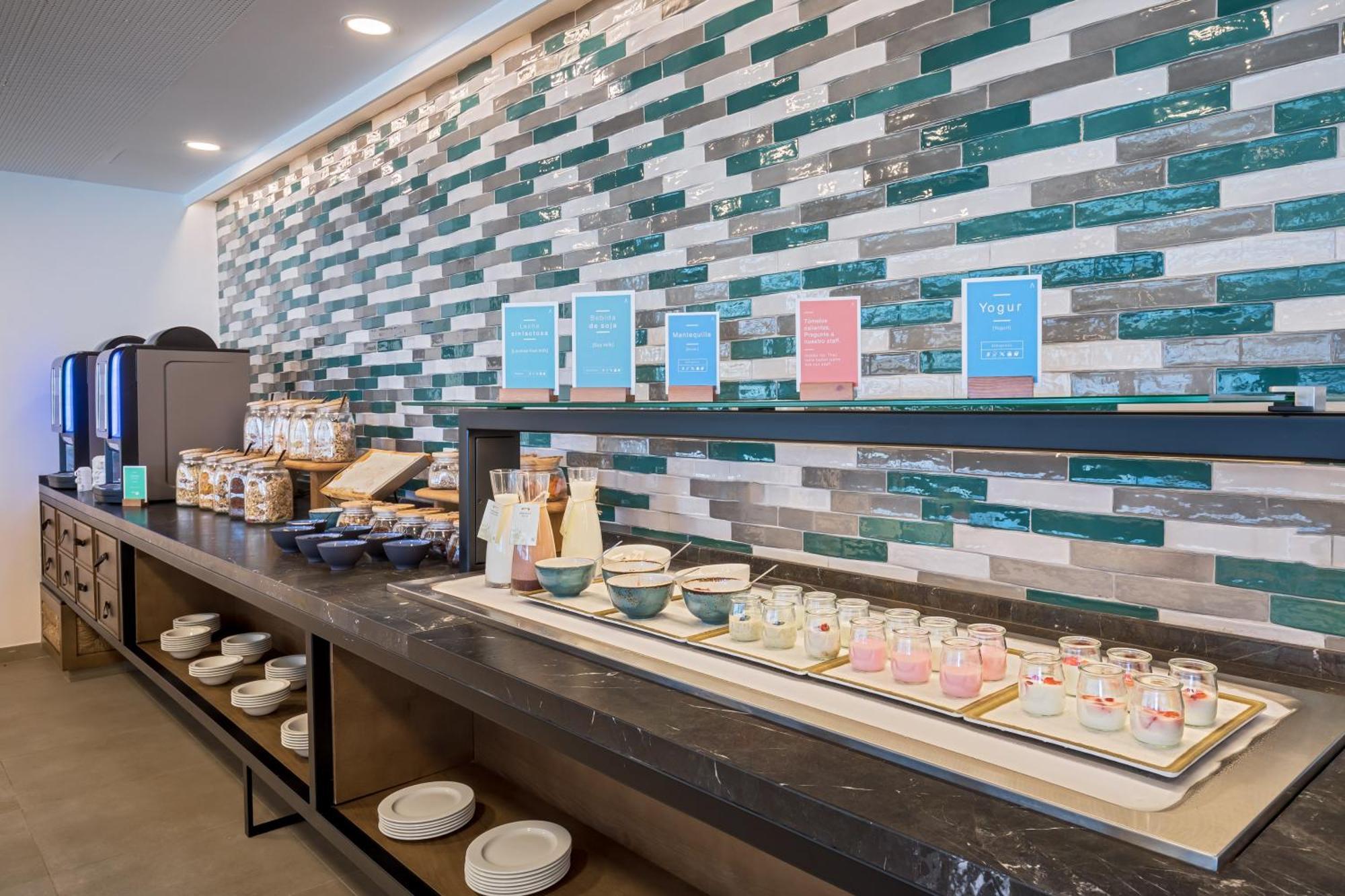 Barcelo Nura Hotel Sant Lluis Ngoại thất bức ảnh