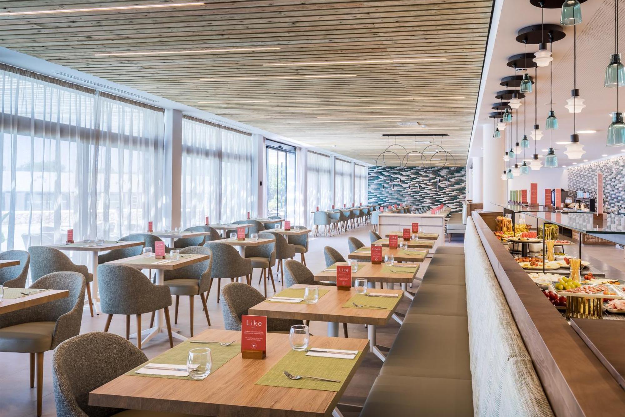 Barcelo Nura Hotel Sant Lluis Ngoại thất bức ảnh