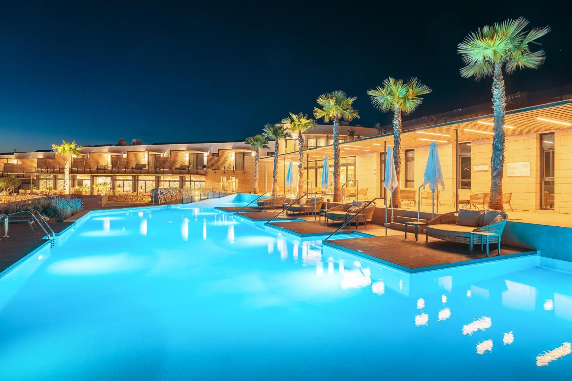 Barcelo Nura Hotel Sant Lluis Ngoại thất bức ảnh