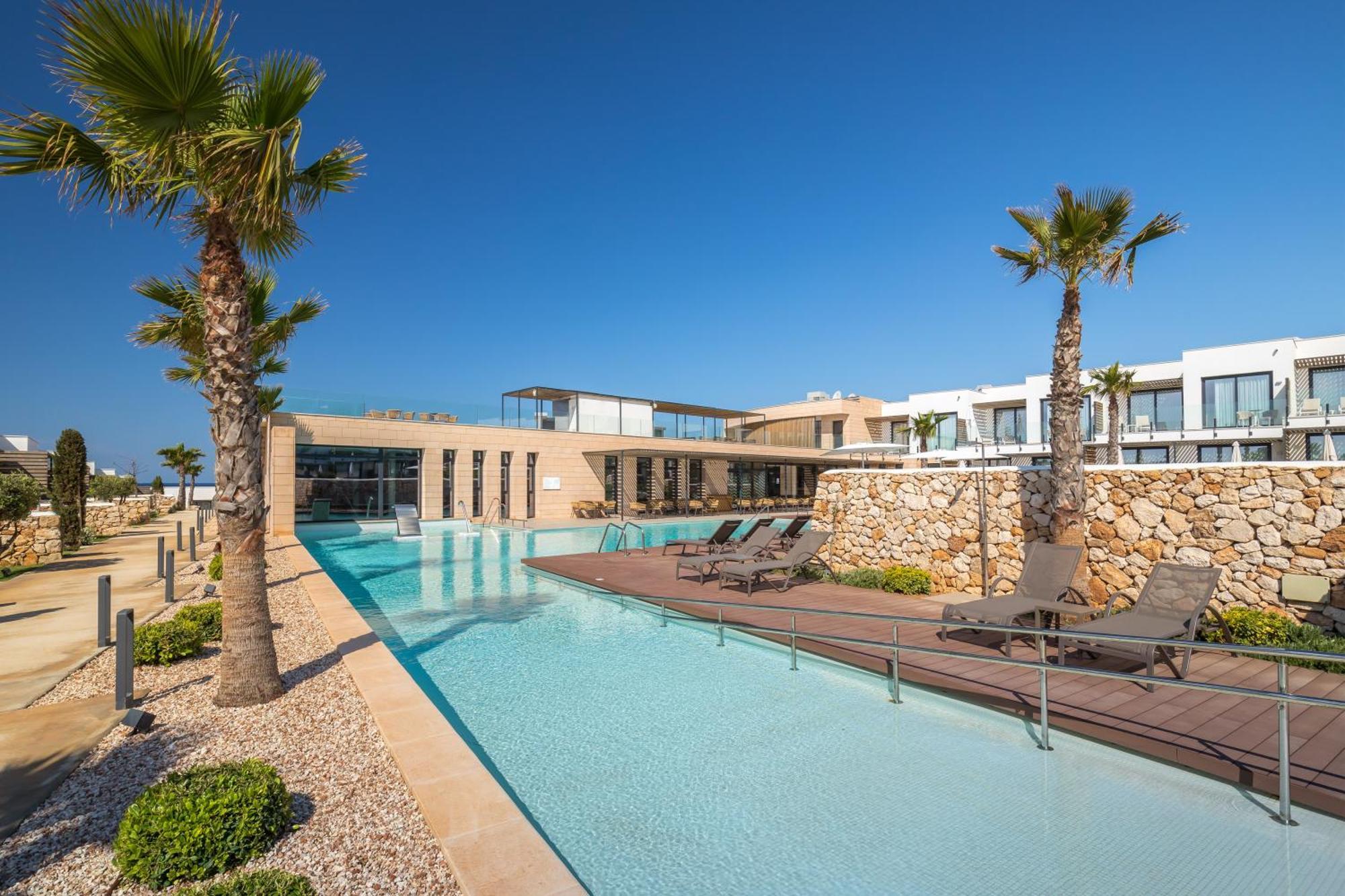 Barcelo Nura Hotel Sant Lluis Ngoại thất bức ảnh