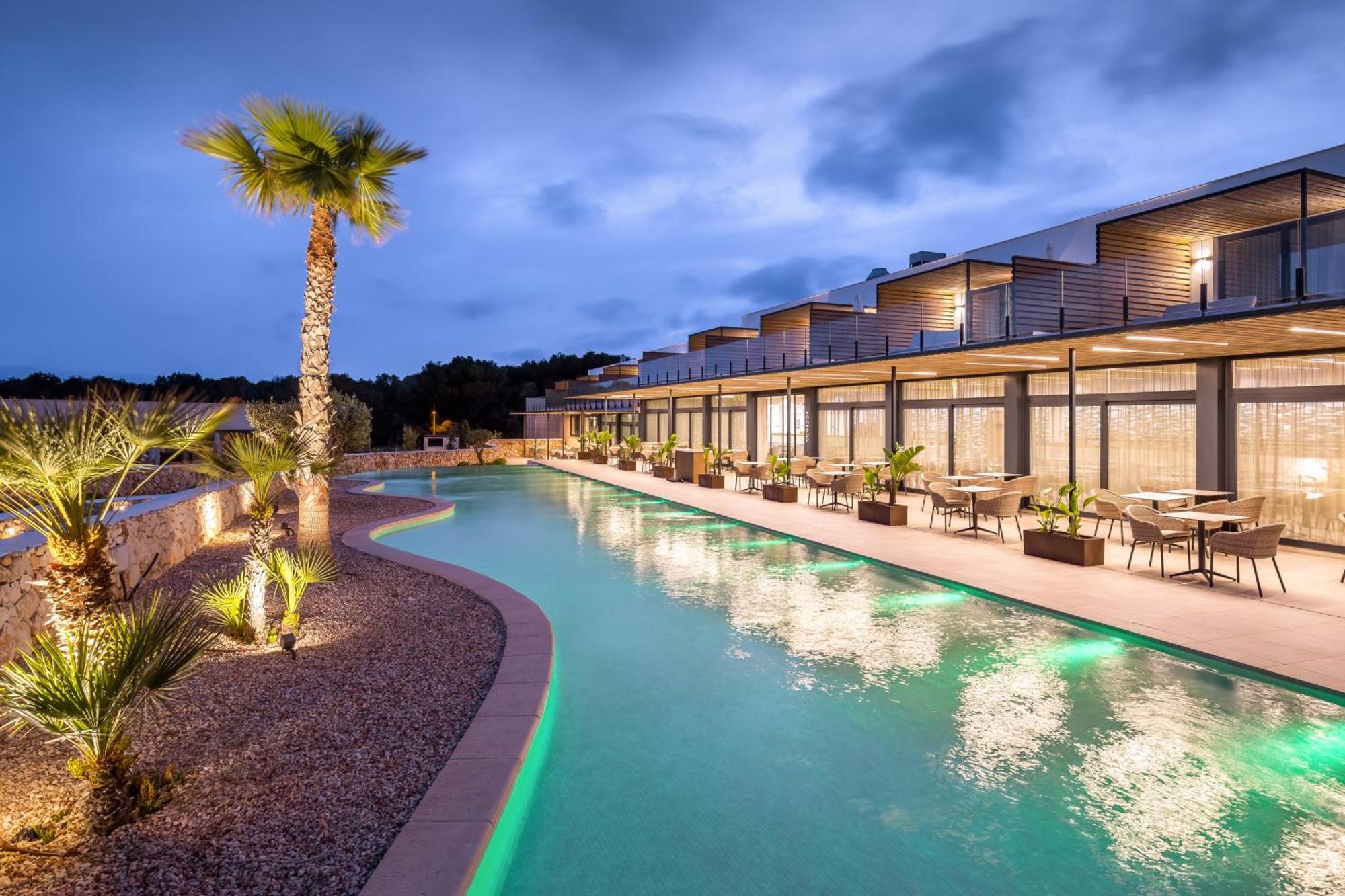Barcelo Nura Hotel Sant Lluis Ngoại thất bức ảnh