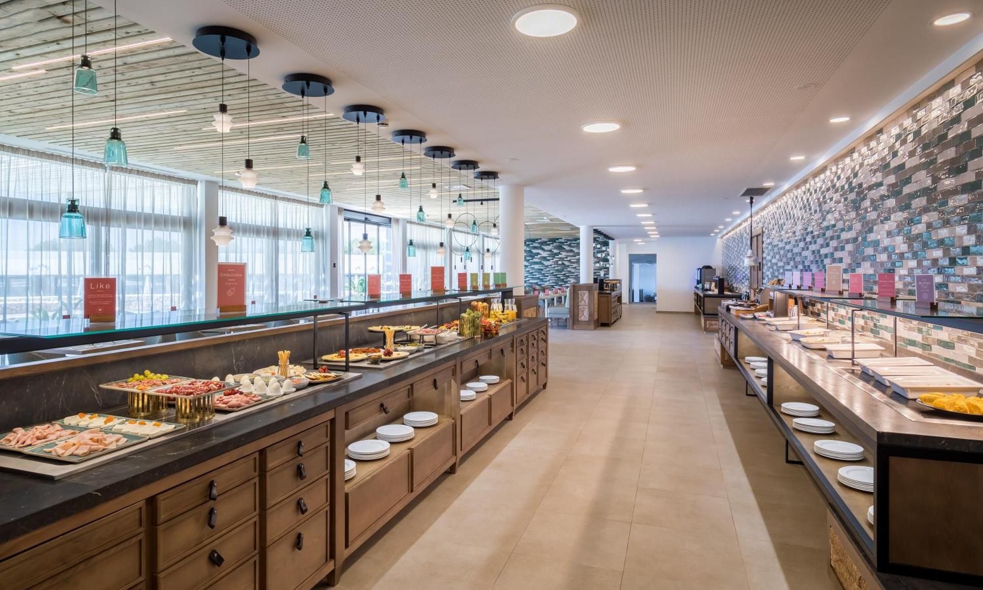Barcelo Nura Hotel Sant Lluis Ngoại thất bức ảnh